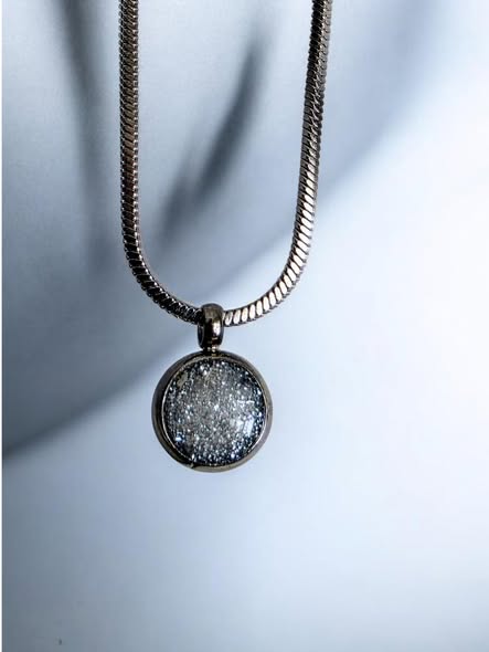 "PEA" Pendant
